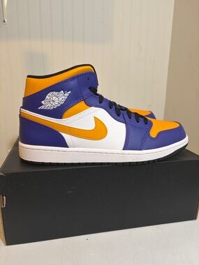 Air Jordan 1 Mid Purple White Gold Sneakers DQ8426-517